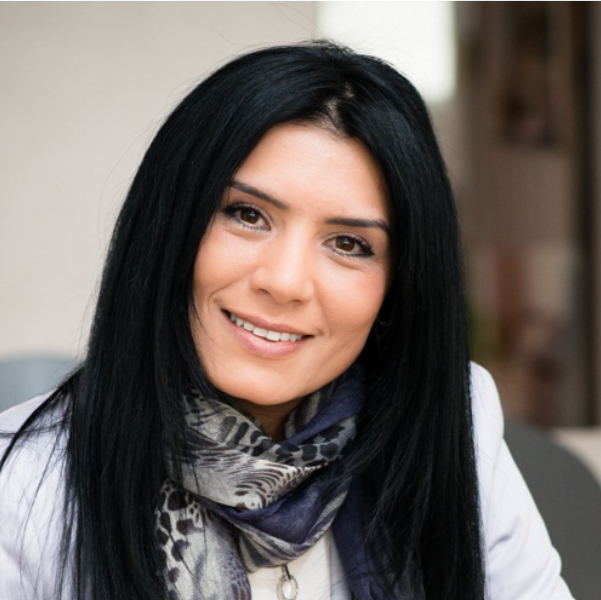 Portrait von Demet Cetin