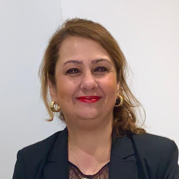 Portrait von Dicle Özerden