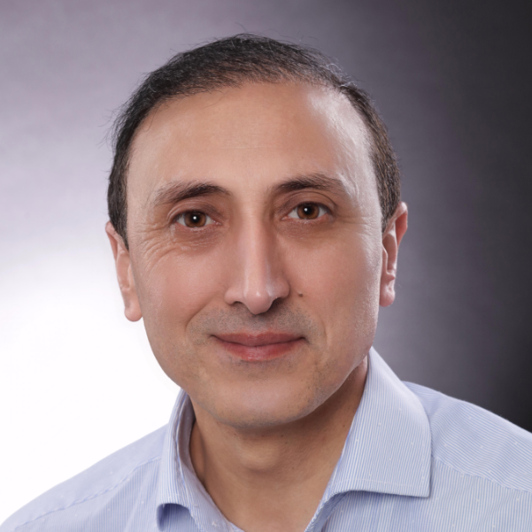 Portrait von Mustafa Celik